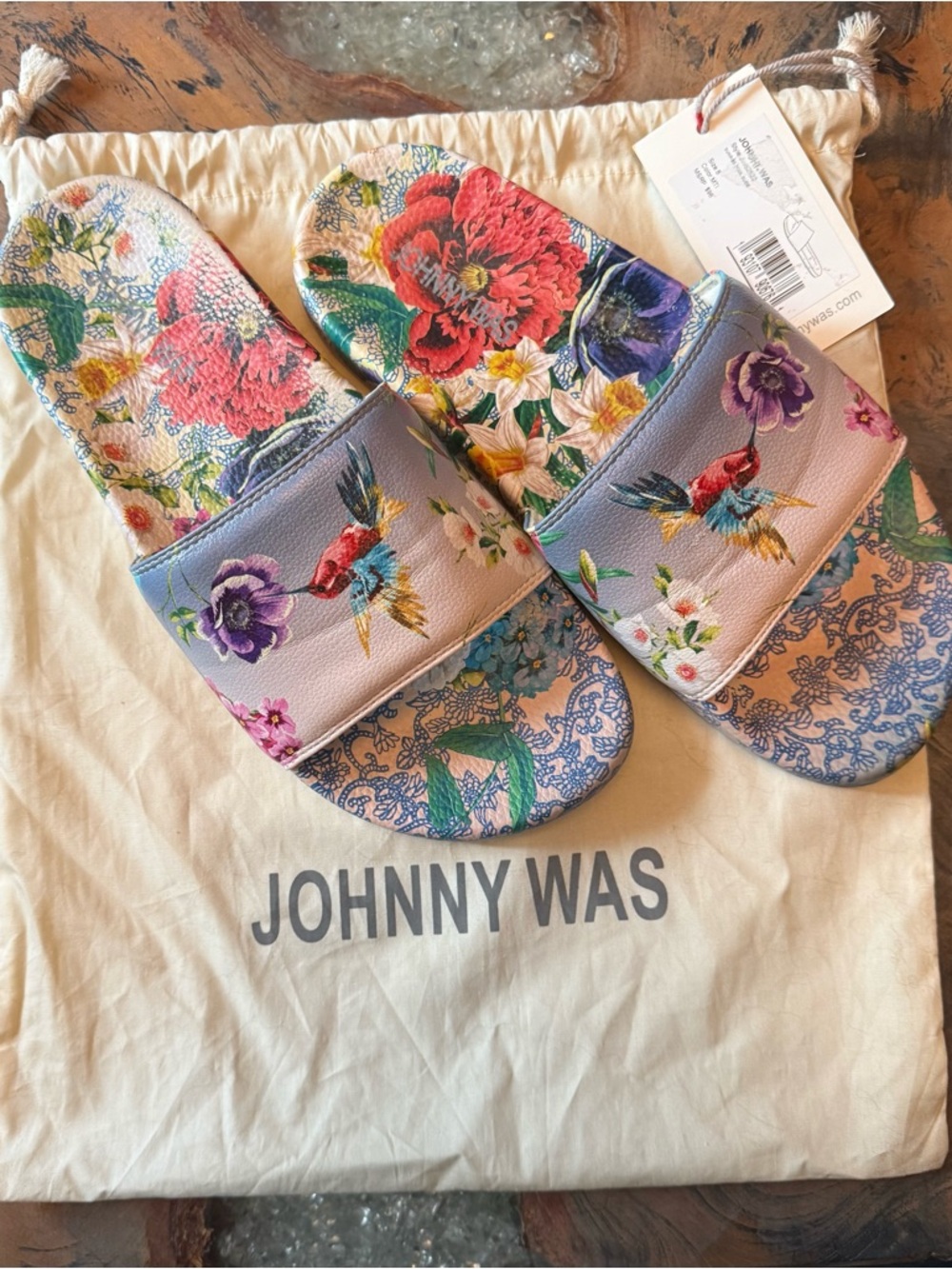 Johnny Was Dreamer Pool Slide Sandals Rare Lavender Color. Women’s 8